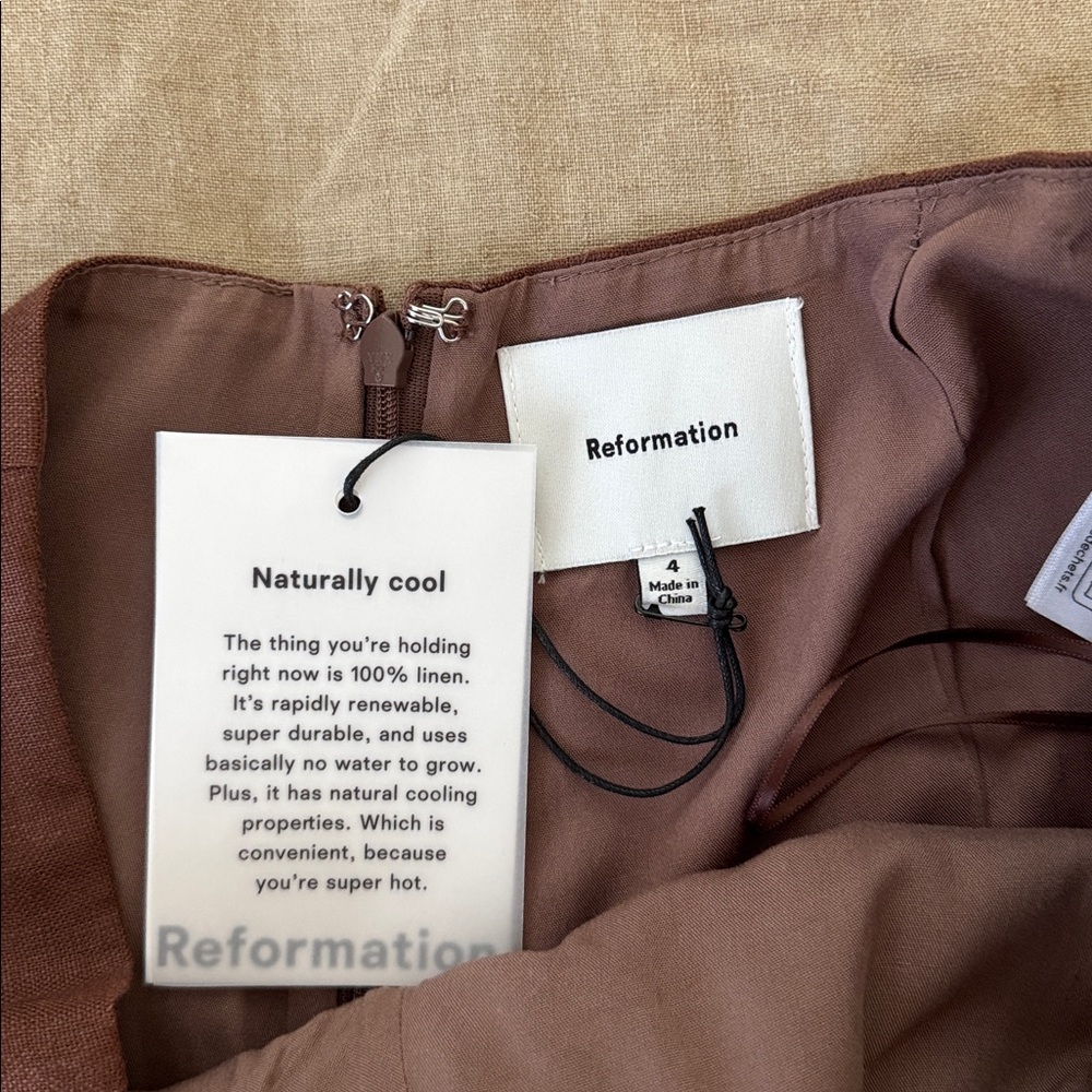 NWT Reformation Quin Linen Short Brown - Size 4 - Picture 4 of 5